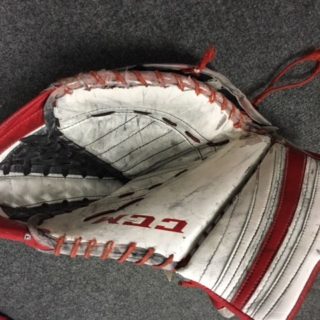 CCM E-Flex glove