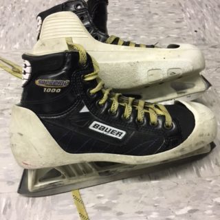 Bauer Supreme 1000 Skates, 4EE