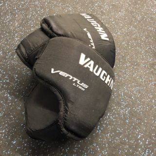 Vaughn Ventus LT58 youth Knee Guards